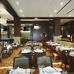 Titanic Business Kartal Hotell