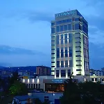 Titanic Business Kartal Hotell 5*