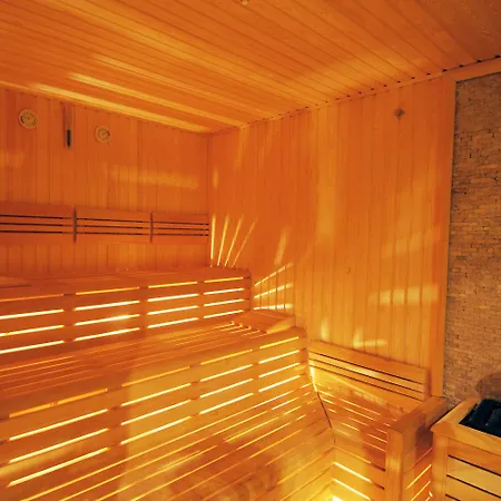 Отель Titanic Business Kartal