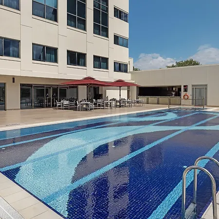 Otel Titanic Business Kartal