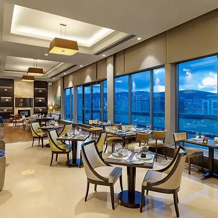 Otel Titanic Business Kartal 5*