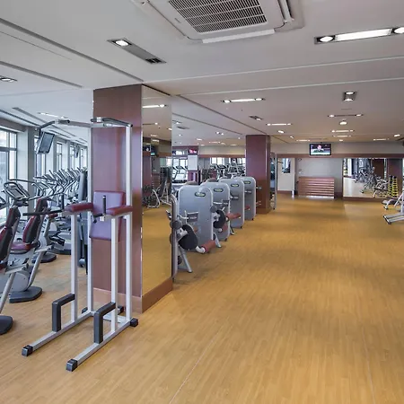 Titanic Business Kartal מלון 5*