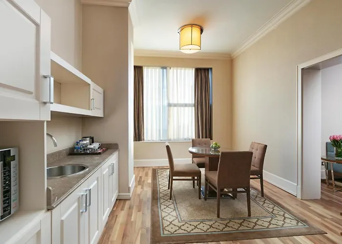 Titanic Business Kartal Отель 5*