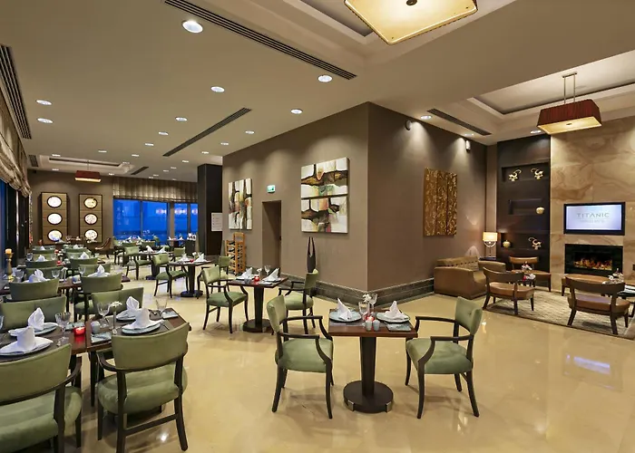 Отель Titanic Business Kartal 5*