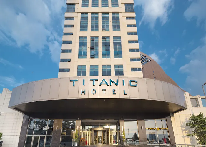 Отель Titanic Business Kartal 5*