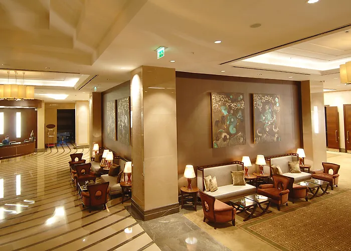 Отель Titanic Business Kartal 5*