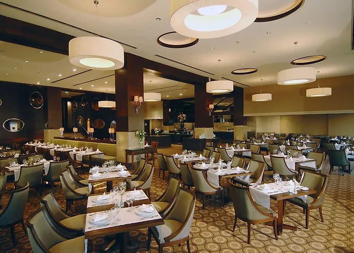 Отель Titanic Business Kartal