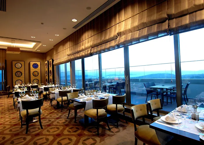 Titanic Business Kartal 5*