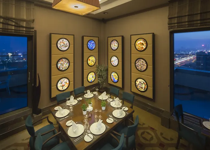 Отель Titanic Business Kartal