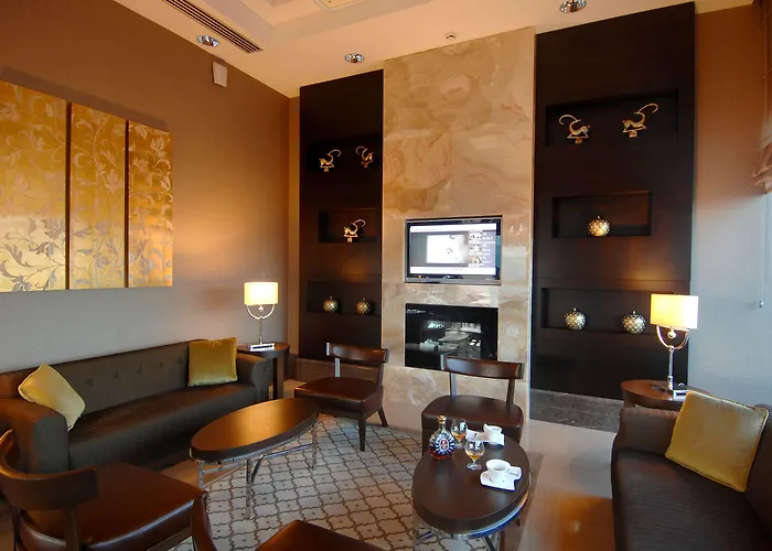 Titanic Business Kartal