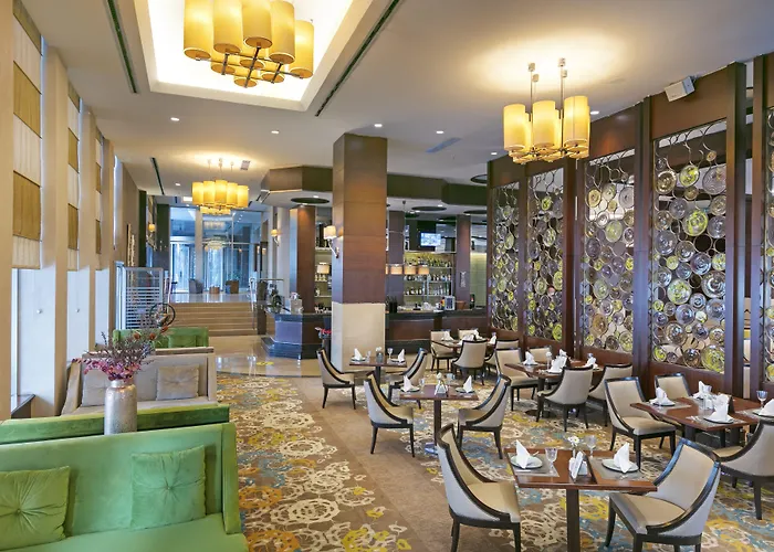 Отель Titanic Business Kartal