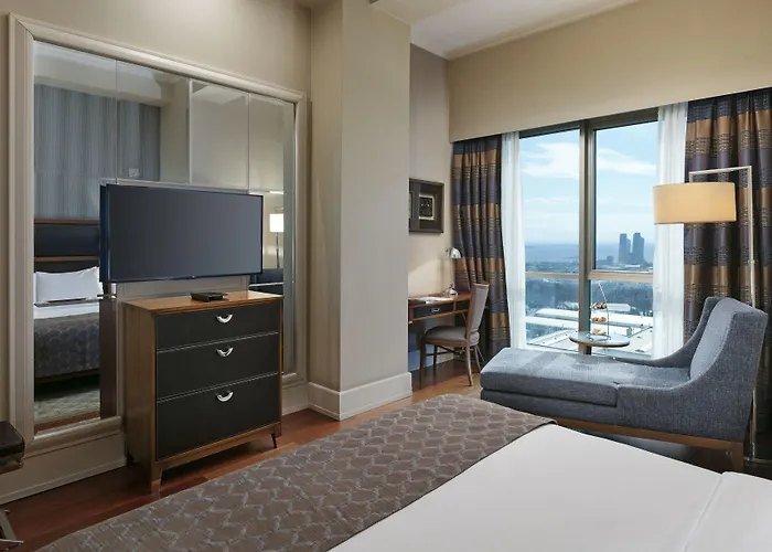 Titanic Business Kartal Отель