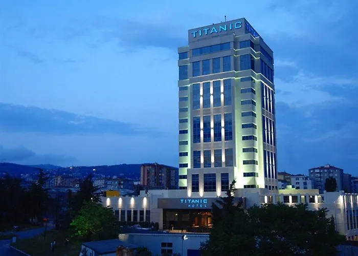 Titanic Business Kartal Отель 5*