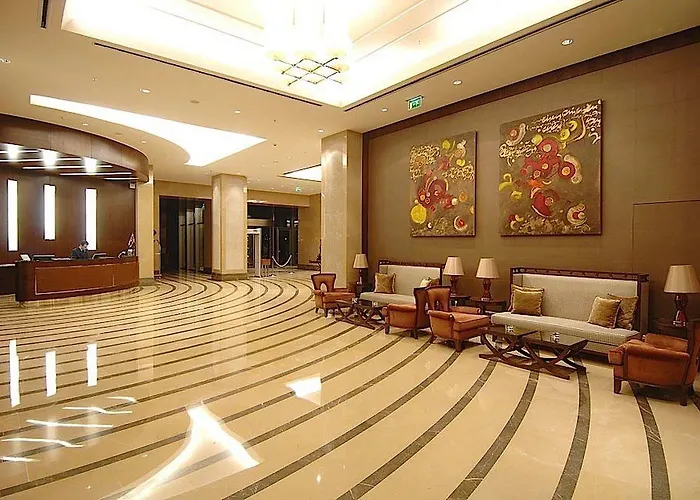 Titanic Business Kartal Отель