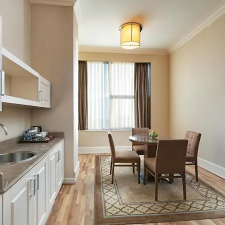 泰坦尼克卡尔塔尔商务酒店 酒店 5*