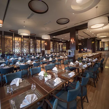 酒店 泰坦尼克卡尔塔尔商务酒店