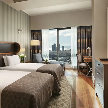 泰坦尼克卡尔塔尔商务酒店 5*