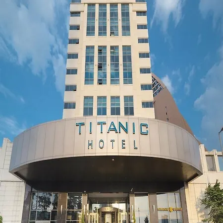 泰坦尼克卡尔塔尔商务酒店 5* 伊斯坦布尔
