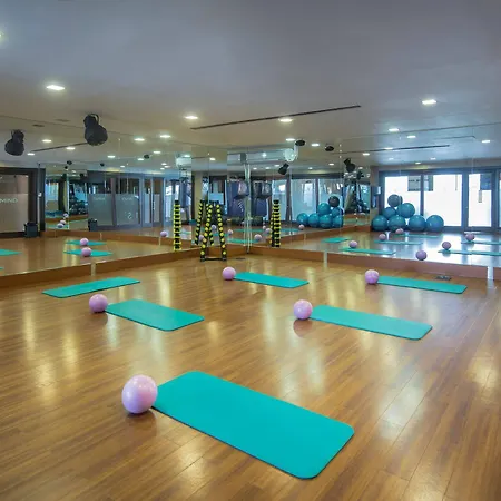 泰坦尼克卡尔塔尔商务酒店 酒店 5*